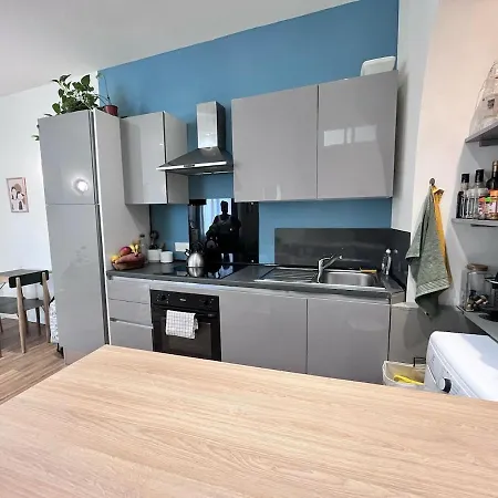 2 Pieces Centre A Deux Pas De La Gare Apartment